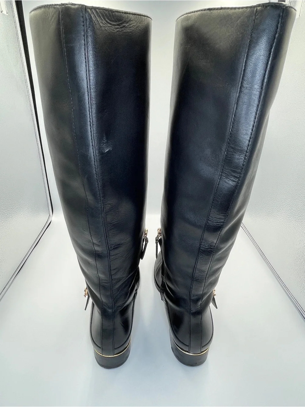 Tory Burch timeless knee